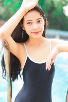 瑜伽裤唇形鼓包